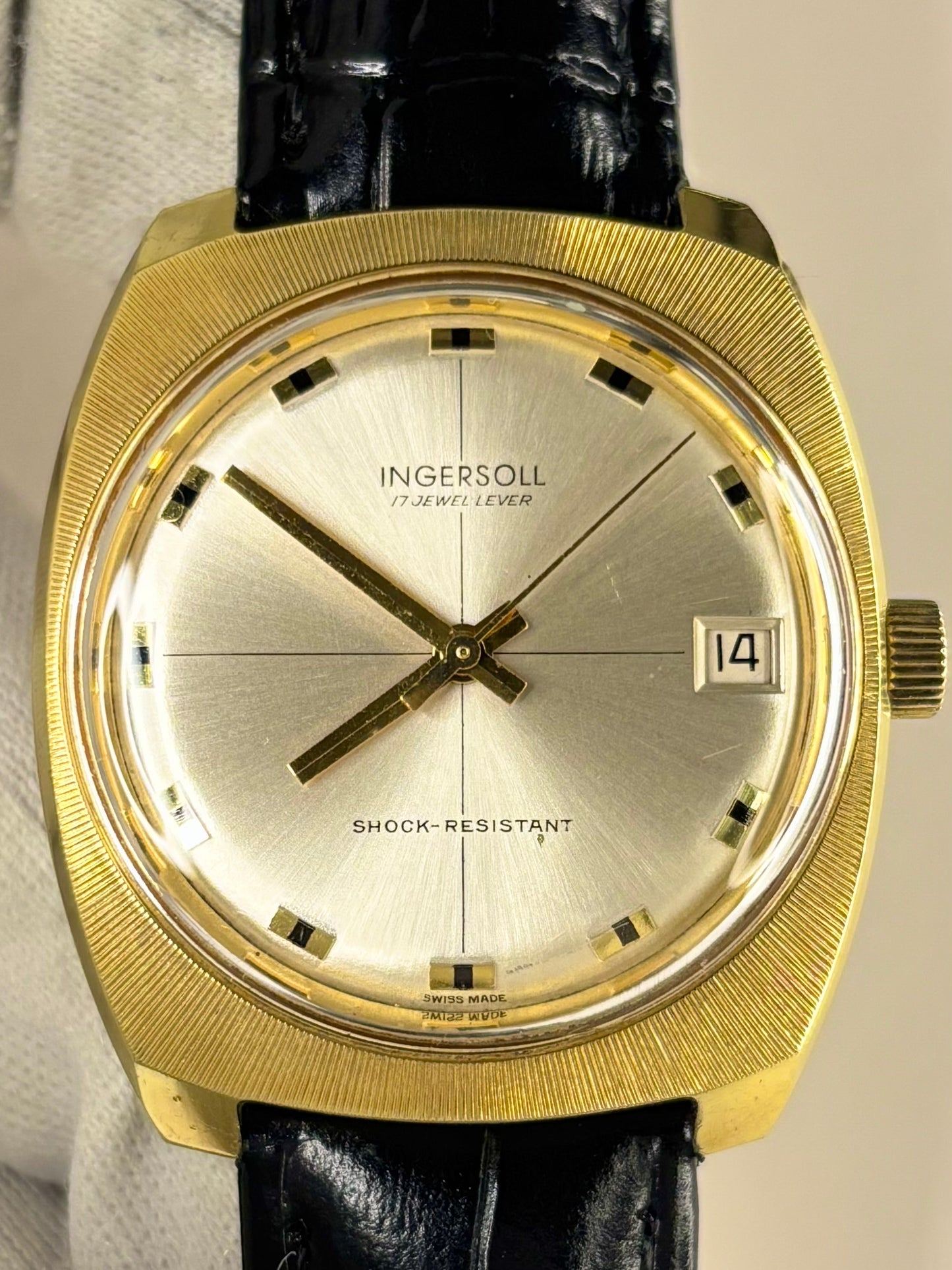 INGERSOLL Vintage 1970’s *BOXED* Men’s Manual Date Gold Dress Watch