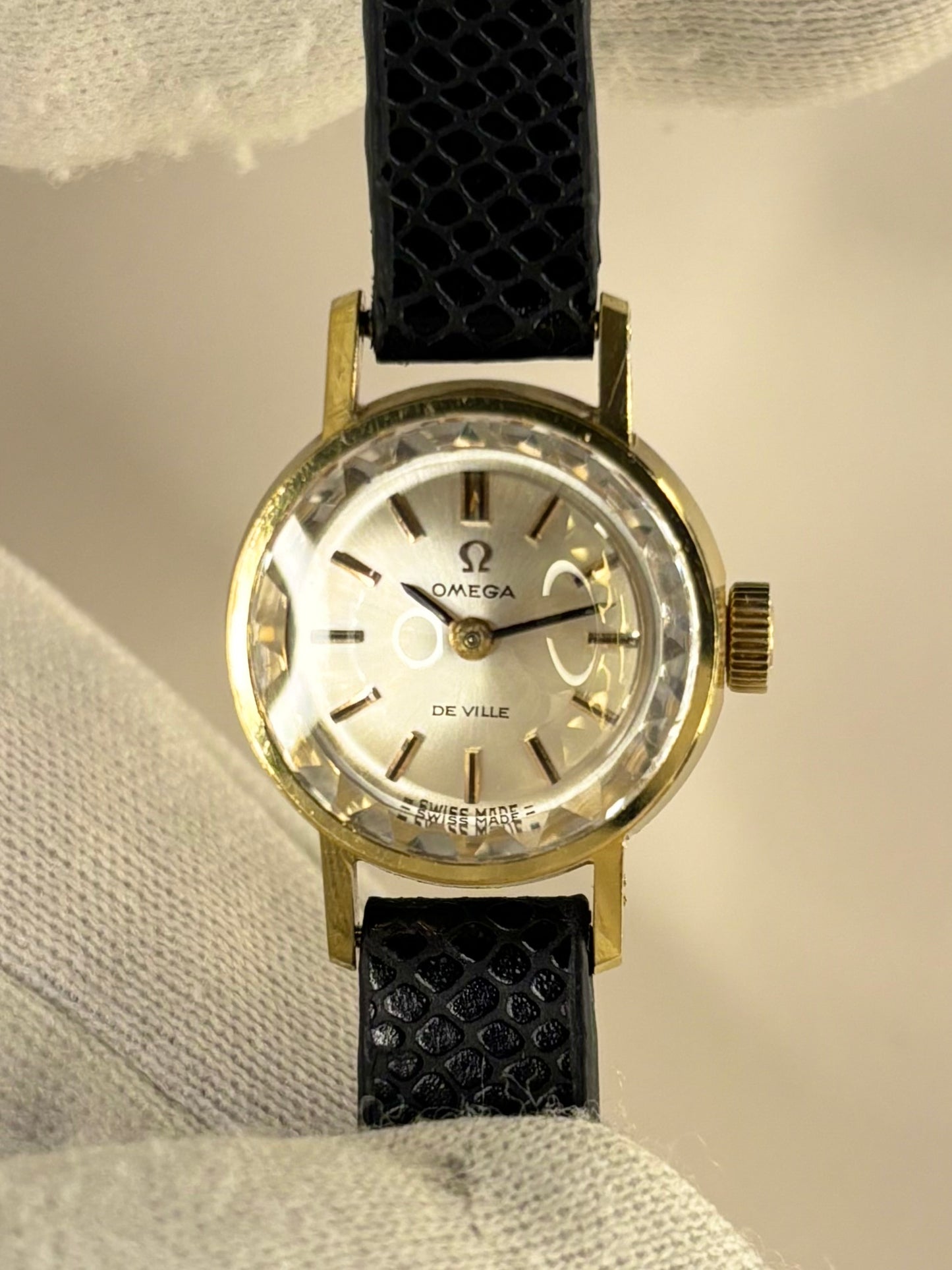 OMEGA De Ville 18ct Gold Ladies *+BOX&PAPERS* Vintage 1960’s Manual Cocktail Watch