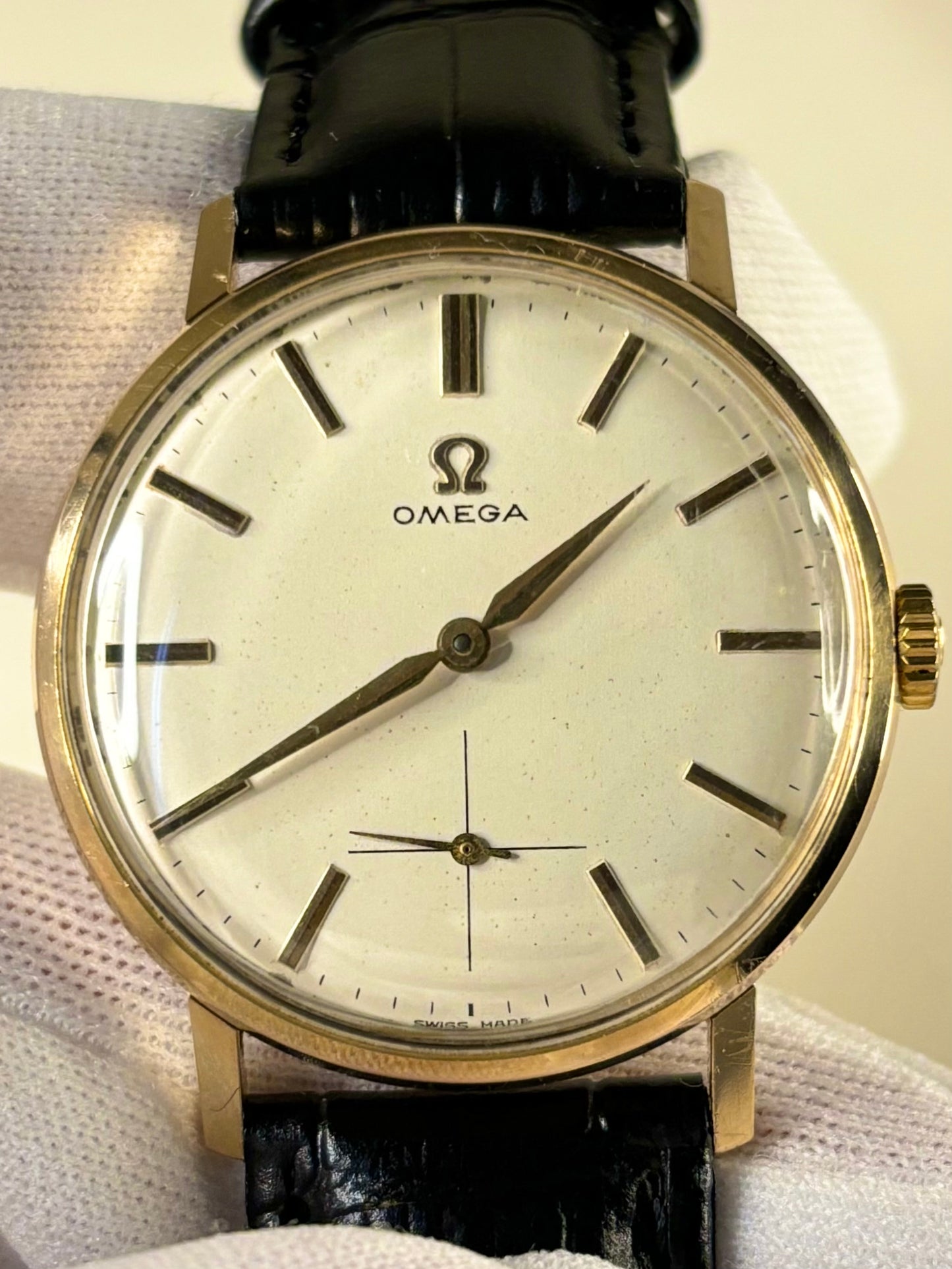 OMEGA 18ct Solid Gold Vintage 1960’s Men’s Manual Sub-Seconds Watch 121.014 269