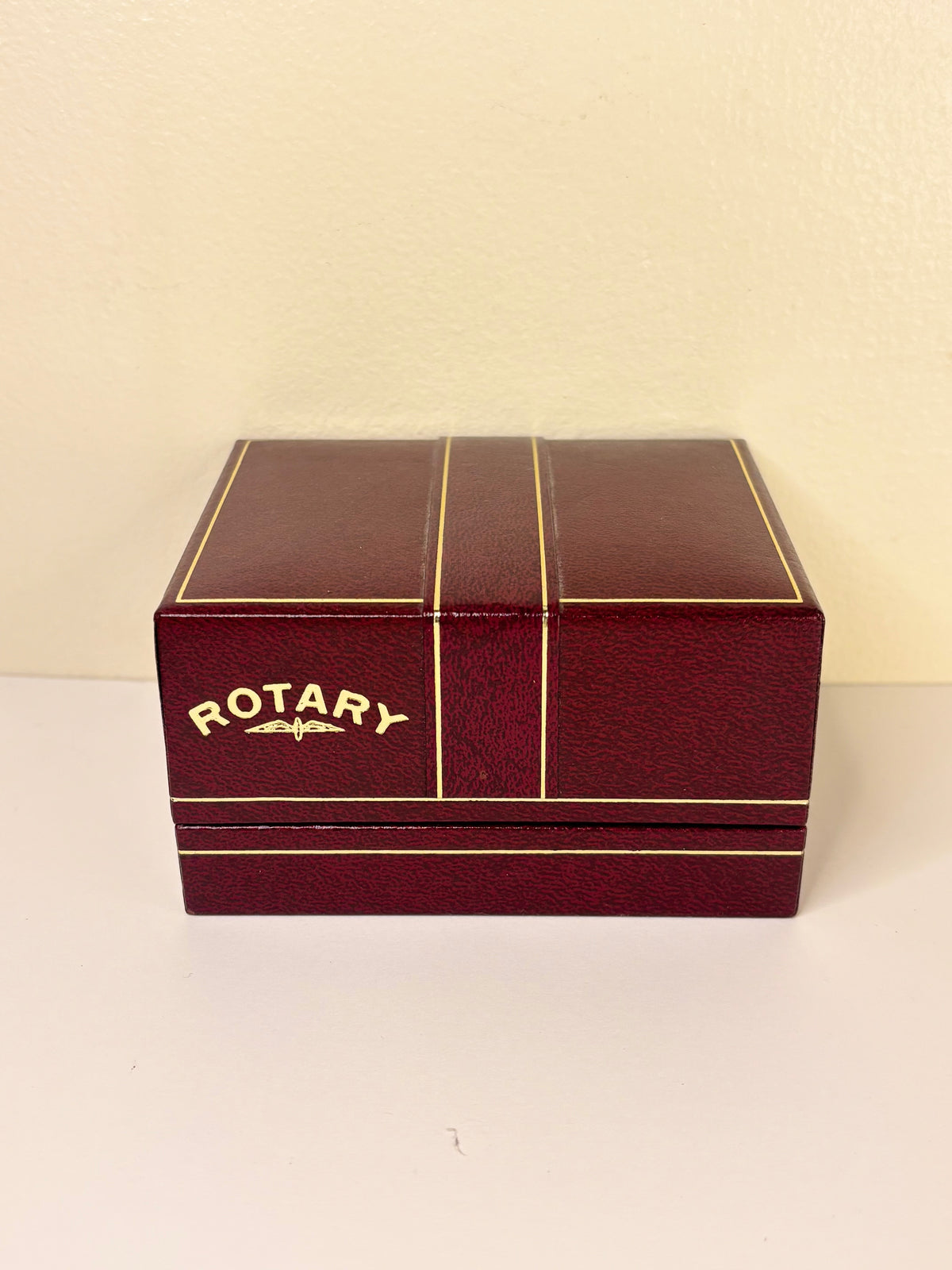 ROTARY Vintage *+BOX&PAPERS* Men’s Manual Bark Gold Dress Watch
