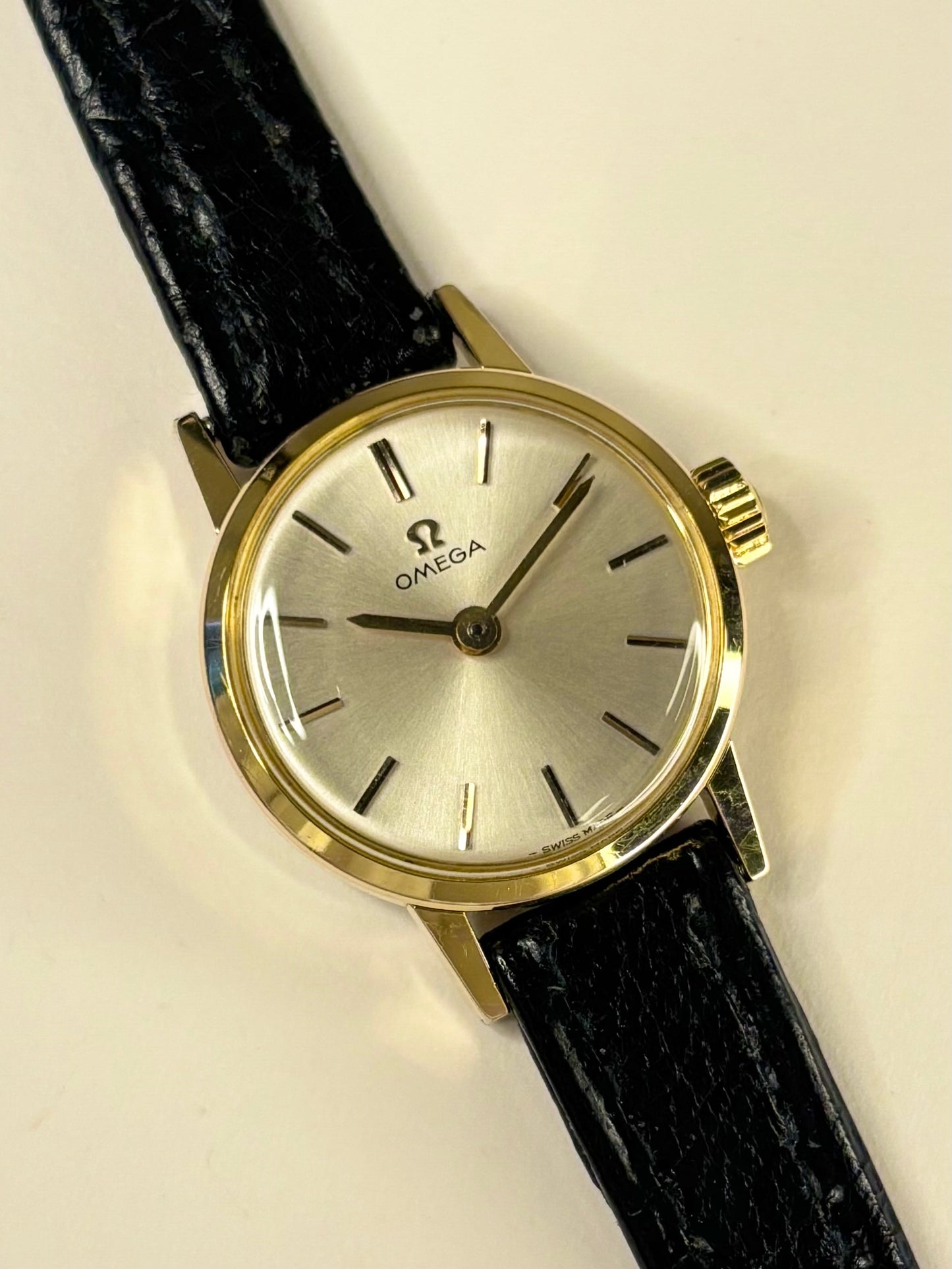 OMEGA Ladies Vintage 1960’s Manual Gold Dress Watch
