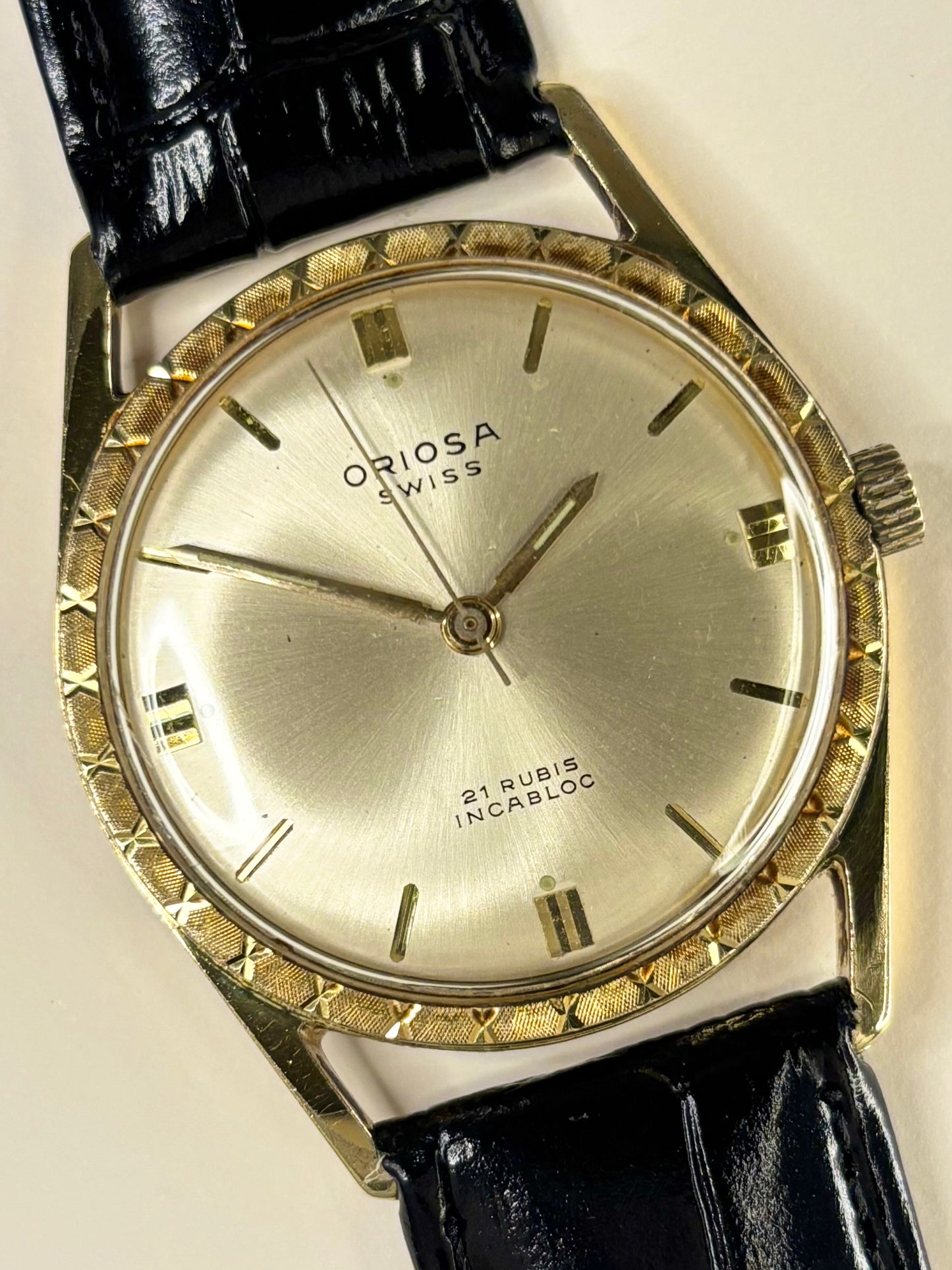 Oriosa vintage manual movement dress watch, gold-plated case, white dial, 19mm lug width