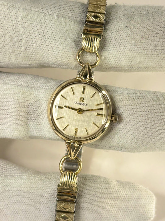OMEGA 9ct Gold Ladies Vintage 1960’s Manual Cocktail Watch - 620