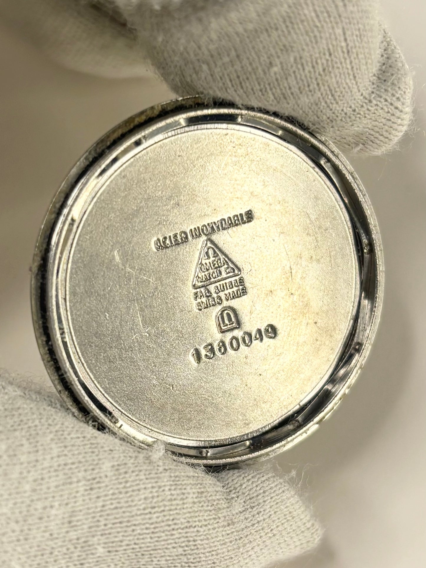 OMEGA Geneve Vintage 1970’s Men’s Manual Date Silver Dress Watch - 136.0049
