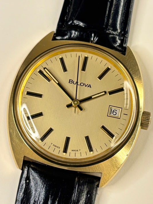 Bulova Vintage 1970’s Men’s Manual Gold Dress Watch