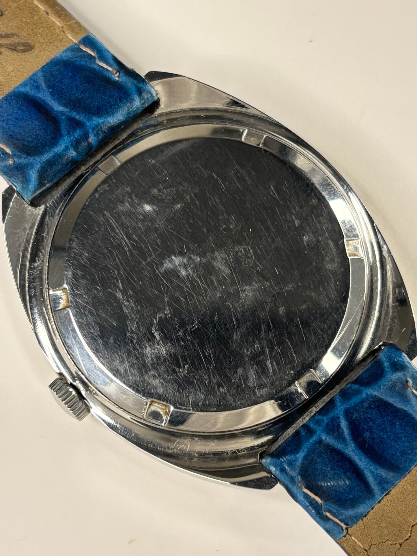 Rotary vintage manual movement men’s watch with stainless steel case and white dial