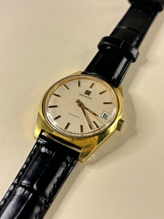 Vintage Zenith 1970 men’s timekeeper showcasing elegant Swiss design with near mint dial and automatic calibre