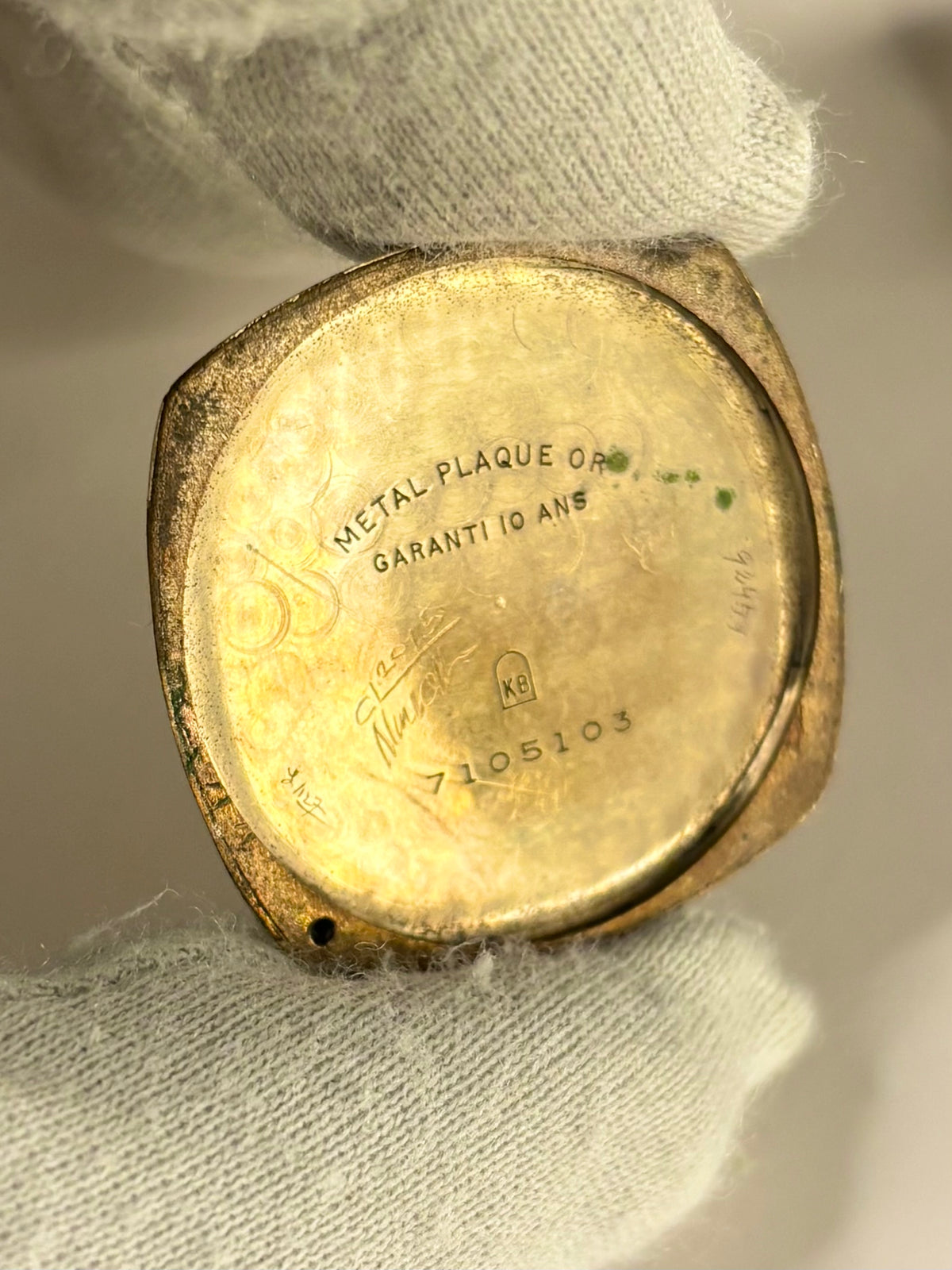 OMEGA Vintage *RARE* 1920’s Men’s Manual Gold Cushion Watch