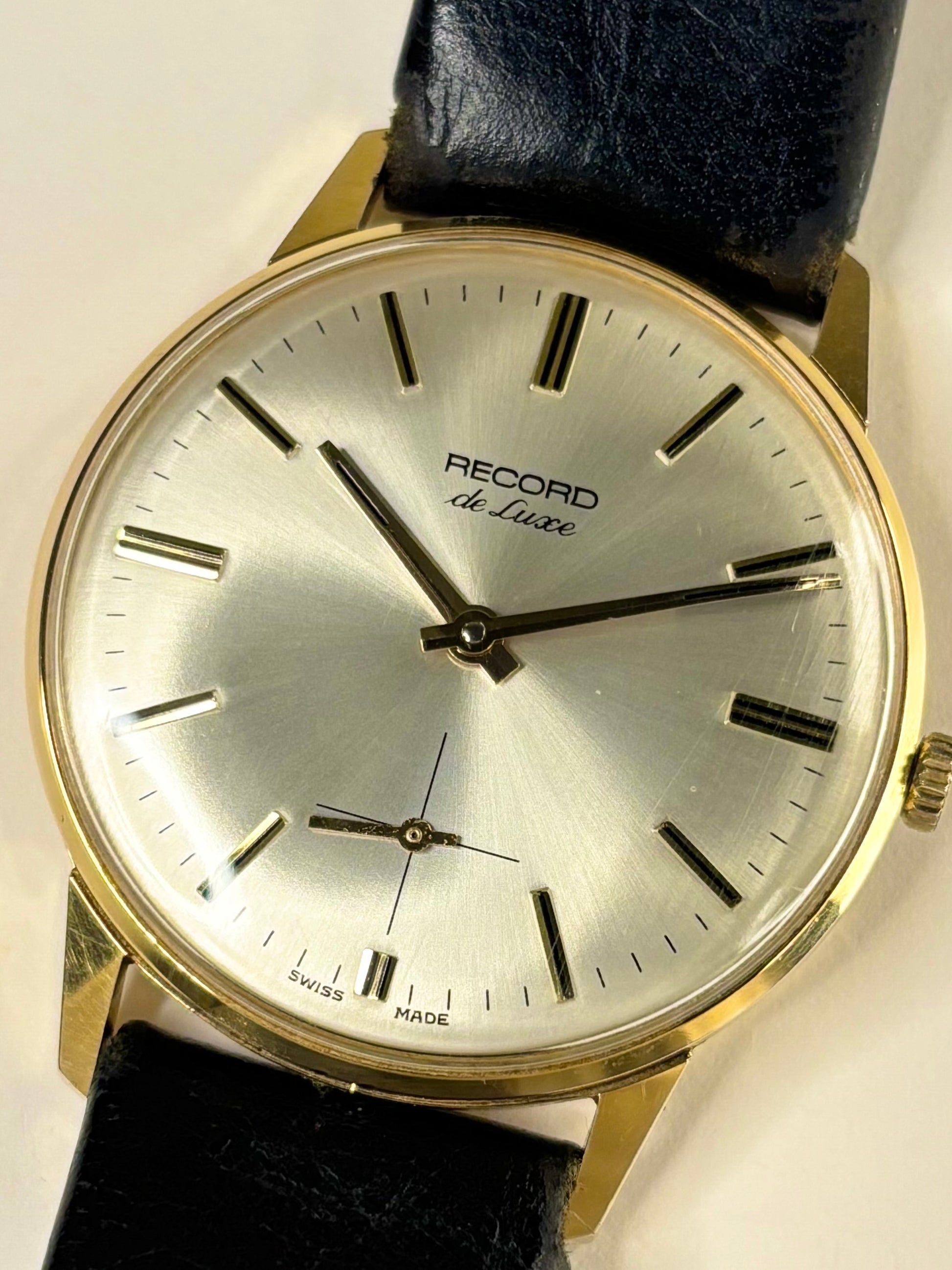 Record De Luxe vintage 1960s men’s timepiece gold plated manual wind watch