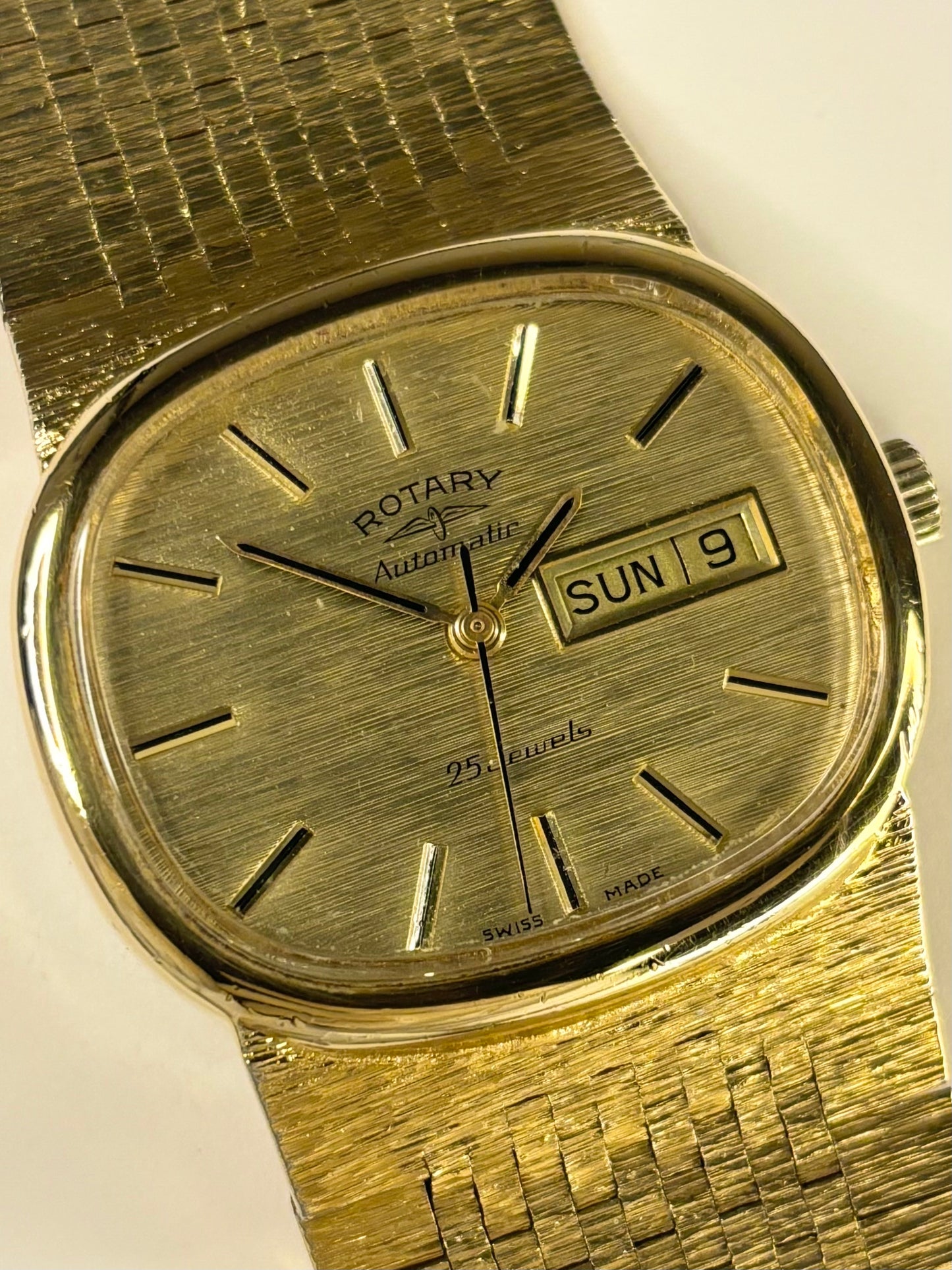 ROTARY Vintage 1970’s Men’s Automatic Day Date Gold Dress Watch - 544