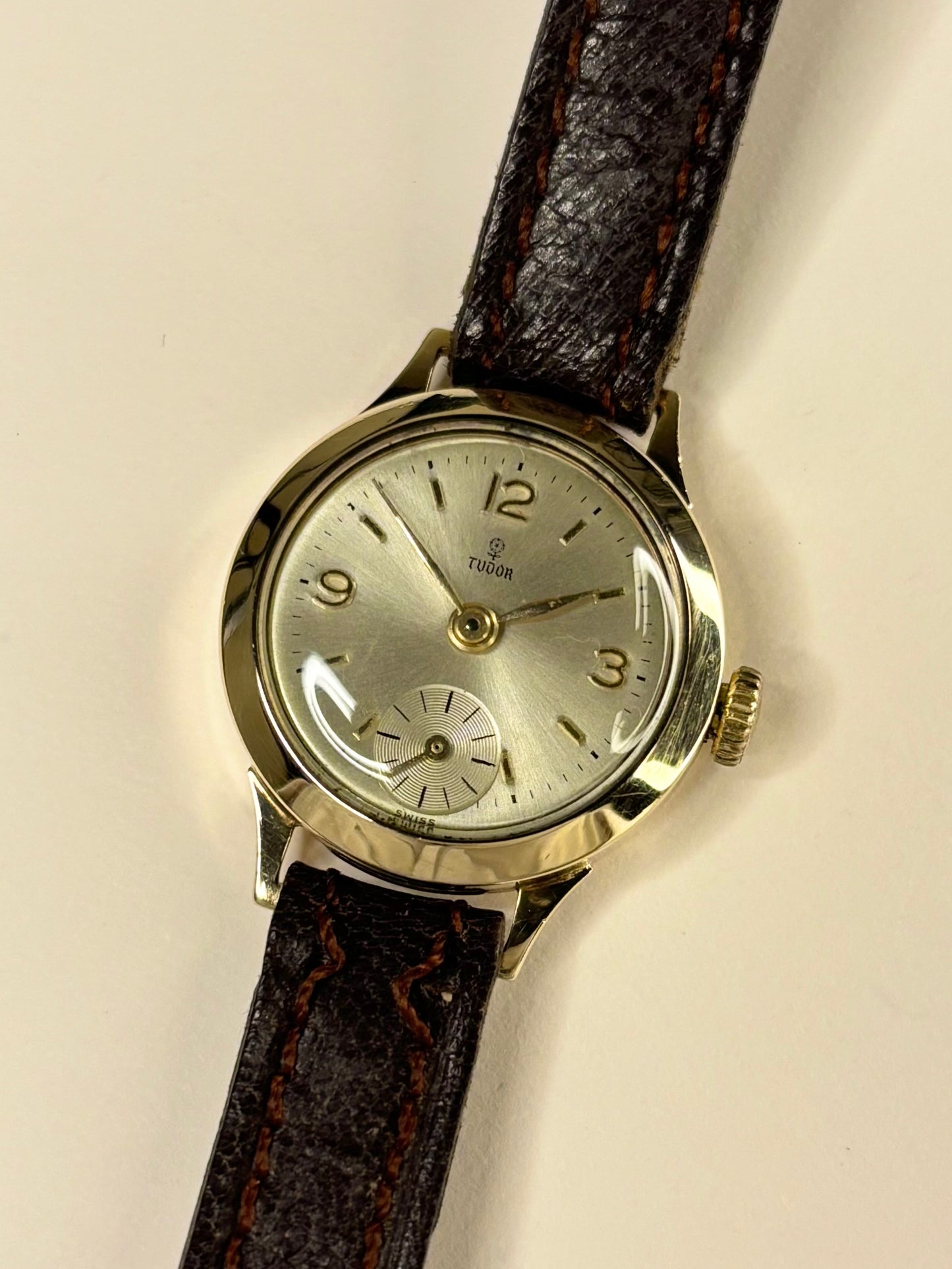 TUDOR 9ct Gold Ladies Vintage 1950’s Manual Sub-Seconds Dress Watch