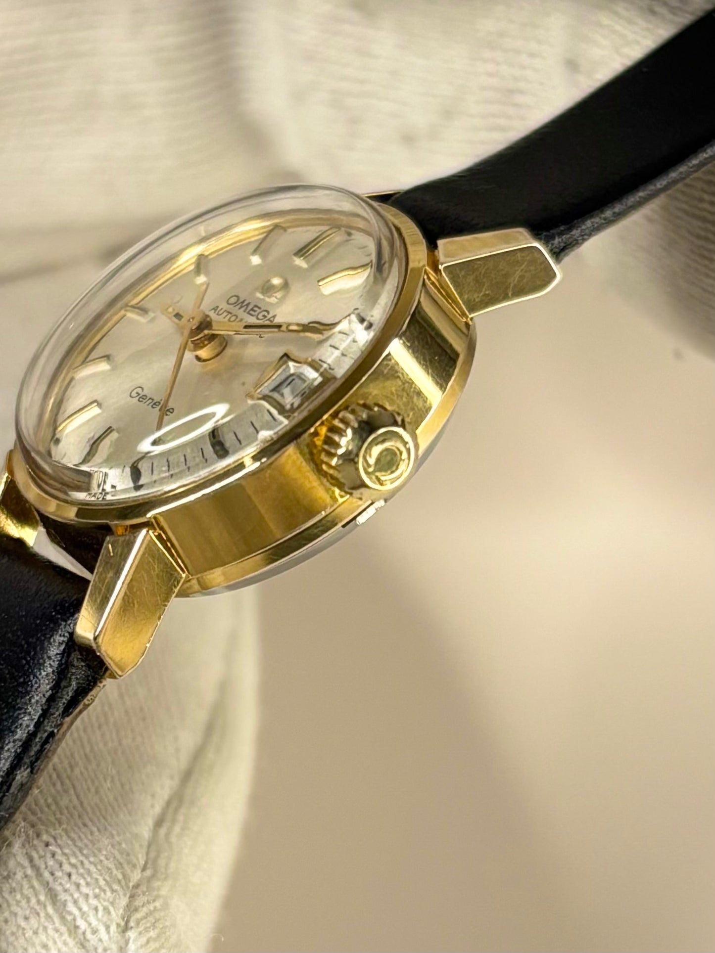 OMEGA Geneve Vintage 1970’s Automatic Date Gold Watch - 566.002