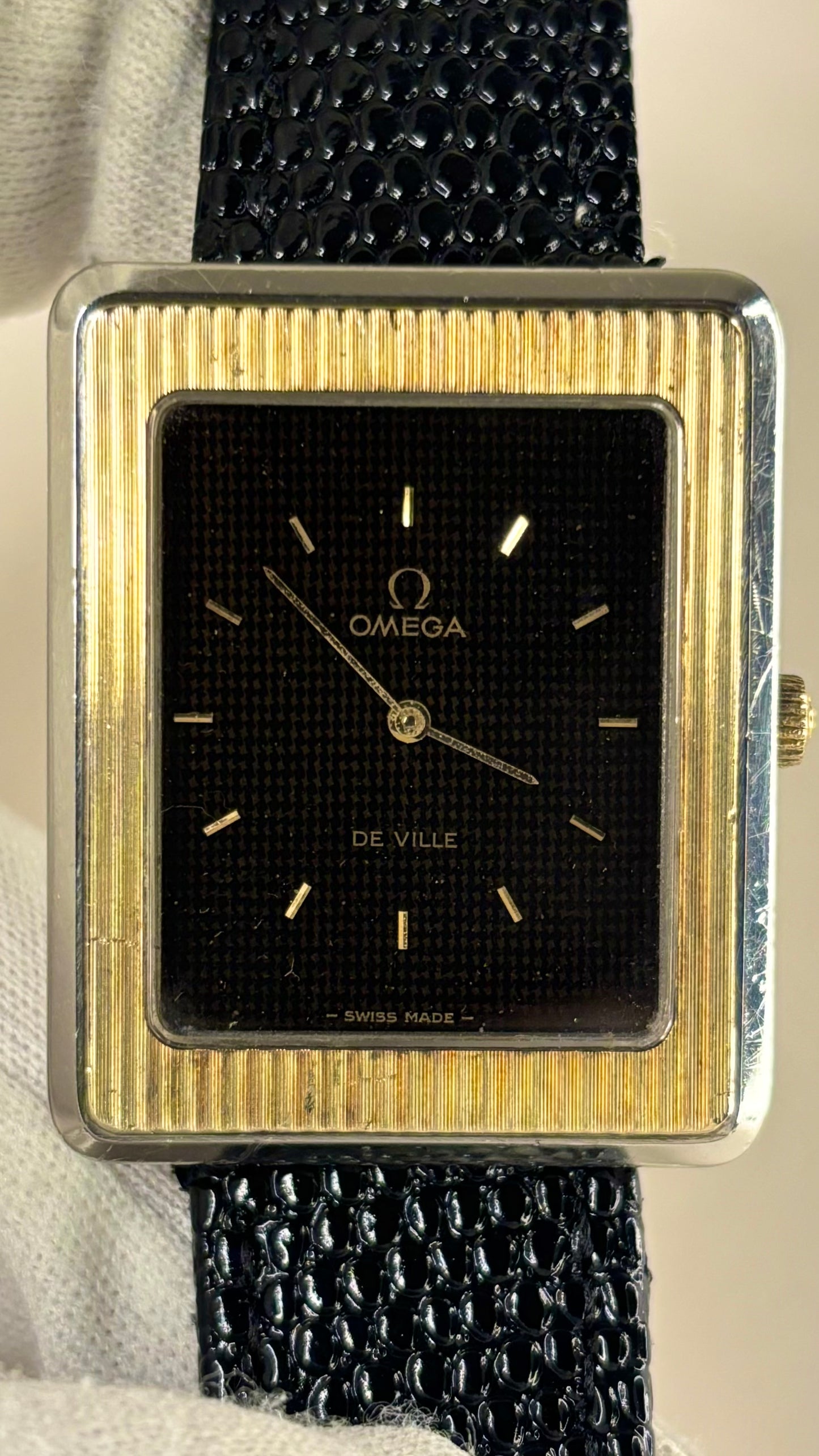 OMEGA De Ville ‘Pave D’or’ *RARE* Vintage 1970’s Men’s Manual Gold Tank Dress Watch - 111.0136