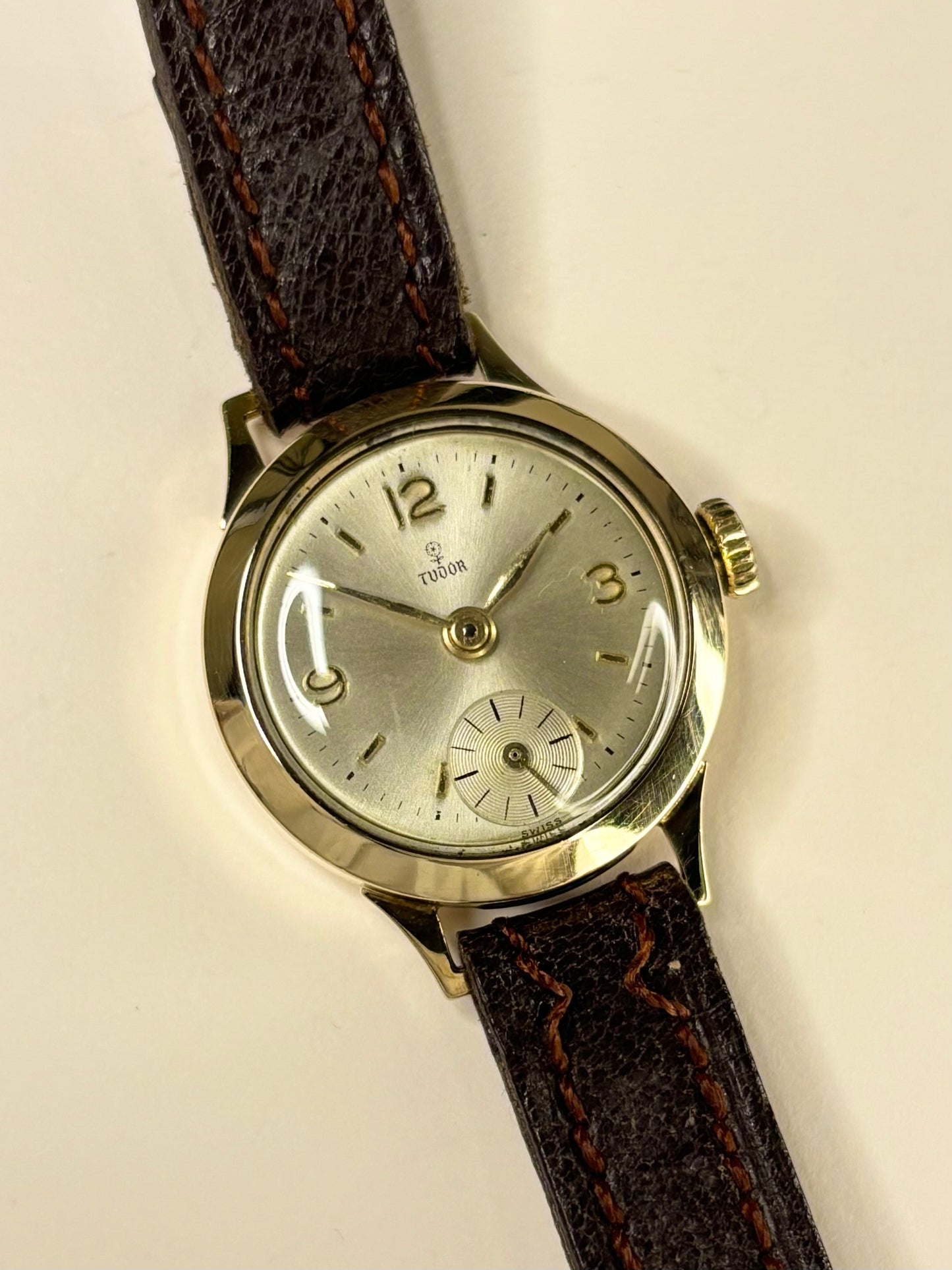 TUDOR 9ct Gold Ladies Vintage 1950’s Manual Sub-Seconds Dress Watch