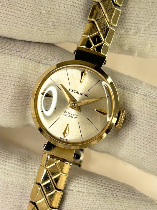 Vintage Excalibur 1967 ladies 9ct gold timekeeper showcasing elegant mid-century Swiss design