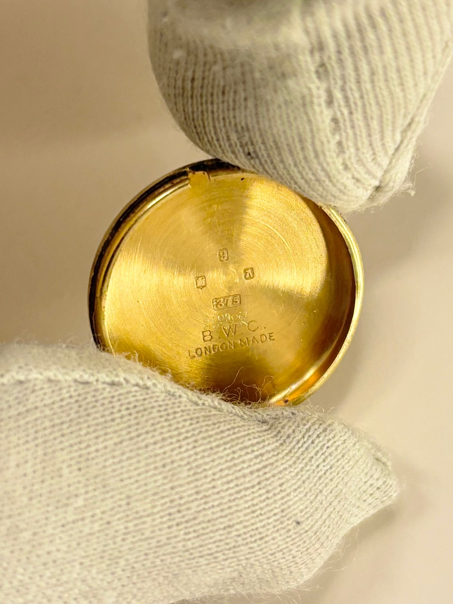 TUDOR 9ct Gold Ladies Vintage 1950’s Manual Sub-Seconds Dress Watch