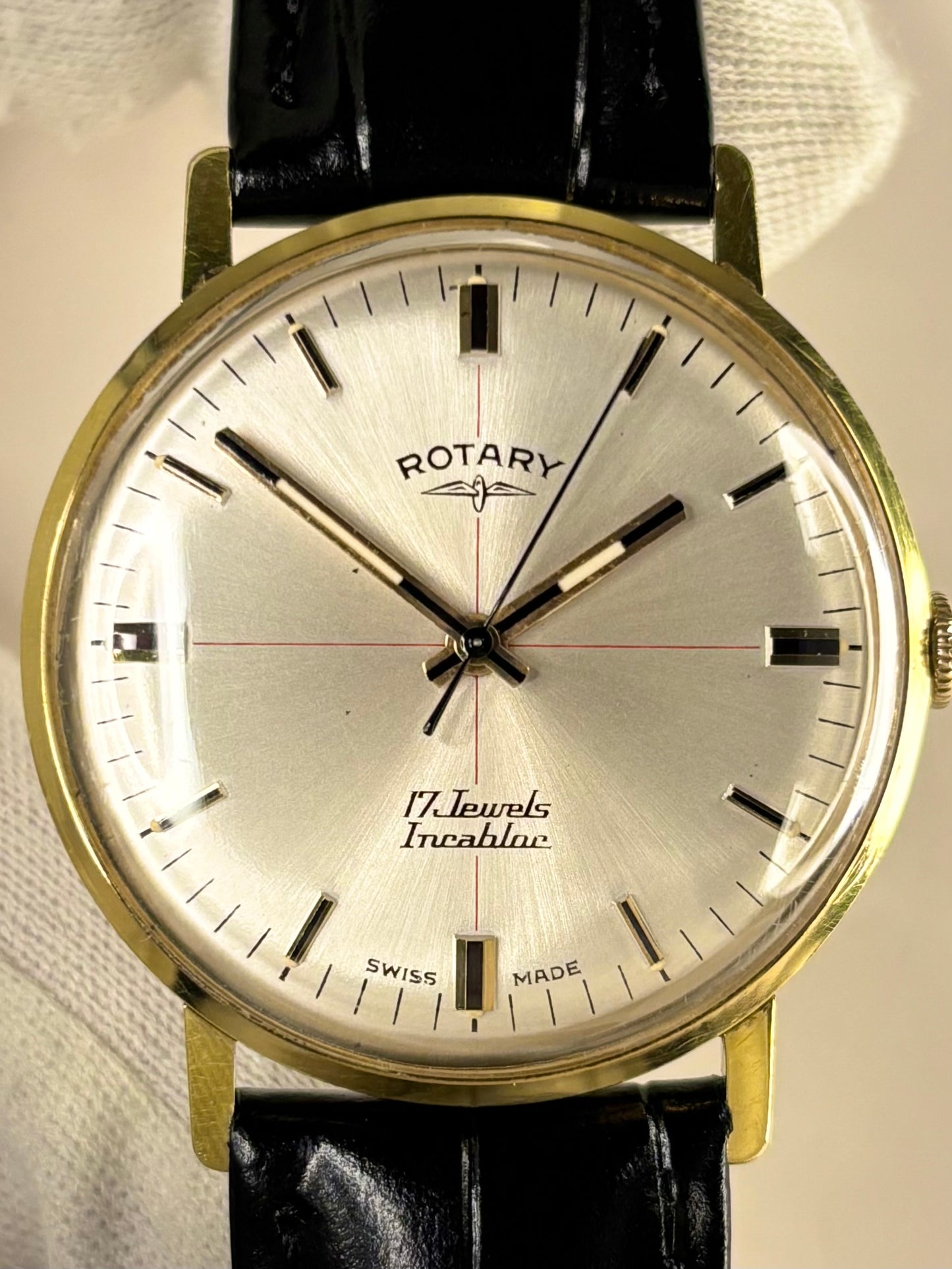ROTARY Vintage 1960’s *BOXED* Men’s Manual Crosshair Dial Gold Dress Watch