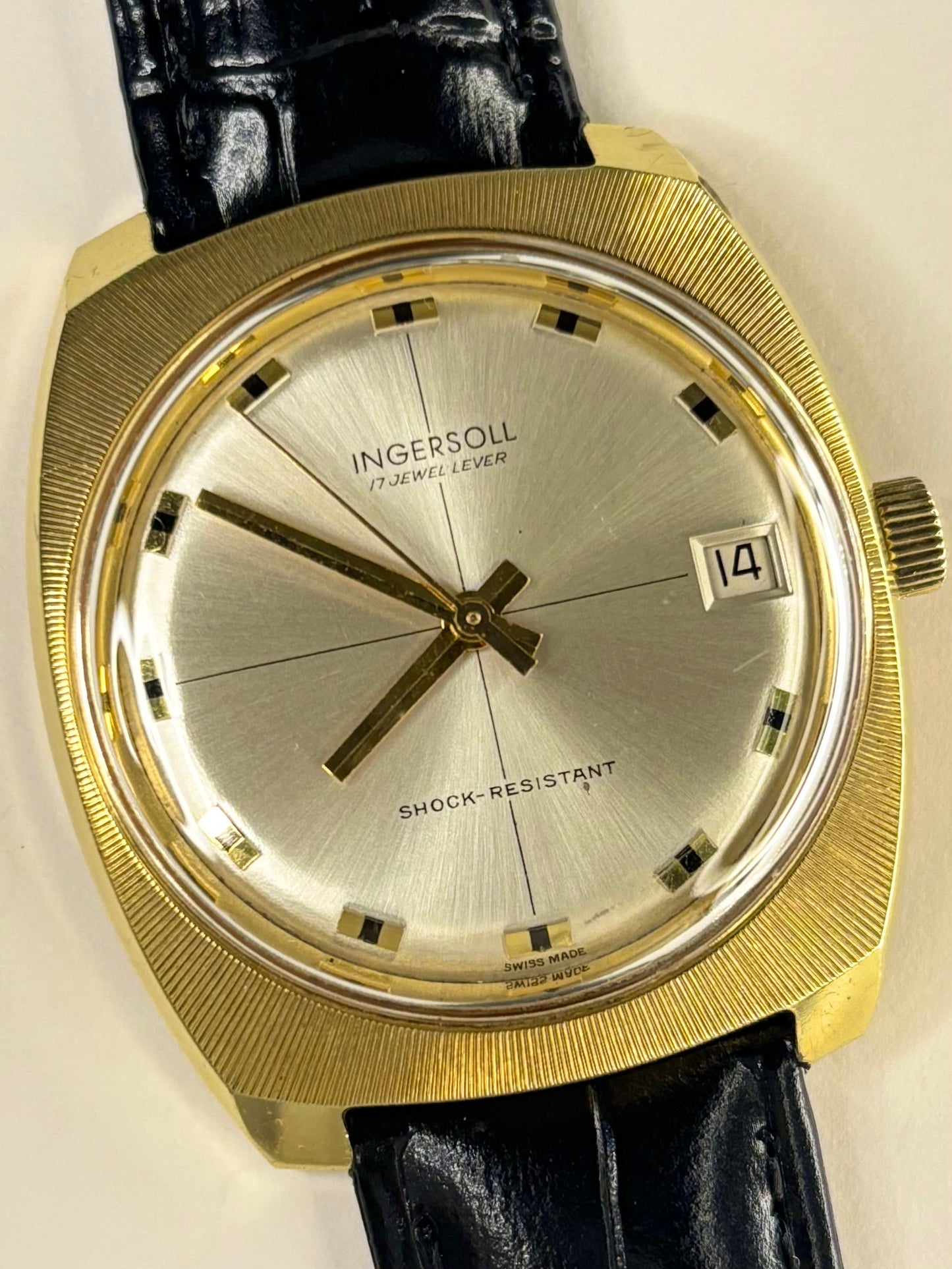 INGERSOLL Vintage 1970’s *BOXED* Men’s Manual Date Gold Dress Watch