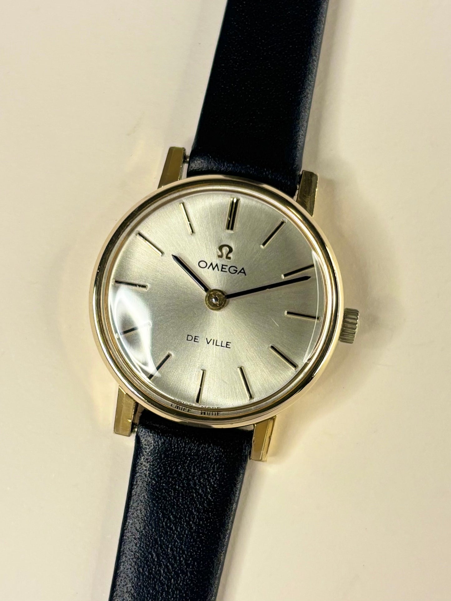 1960s Omega ladies gold-plated watch with manual calibre 620 movement, excellent condition