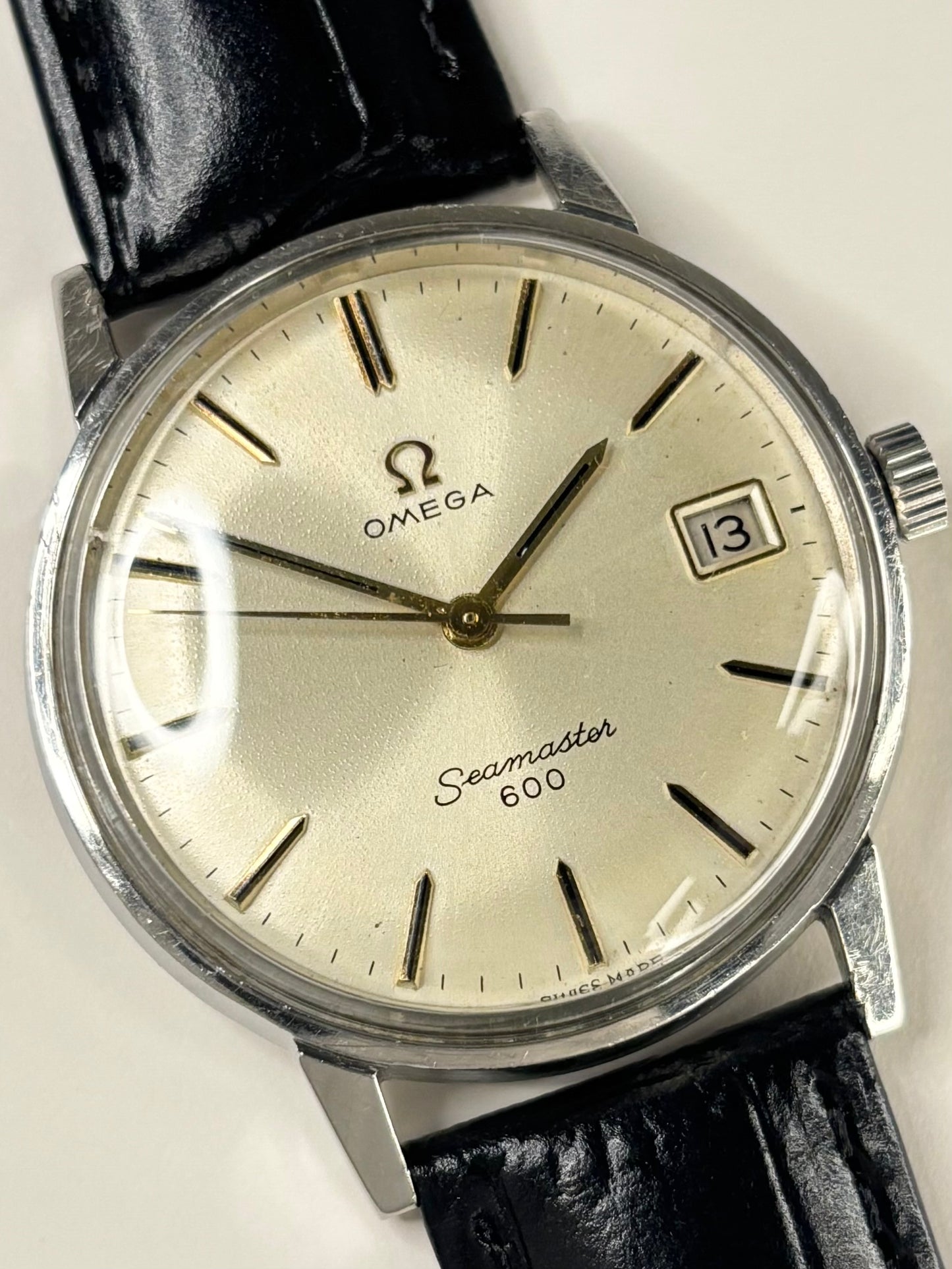 OMEGA Seamaster 600 *RARE* Vintage 1960’s Men’s Manual Date Silver Dress Watch - 136.011 - 611
