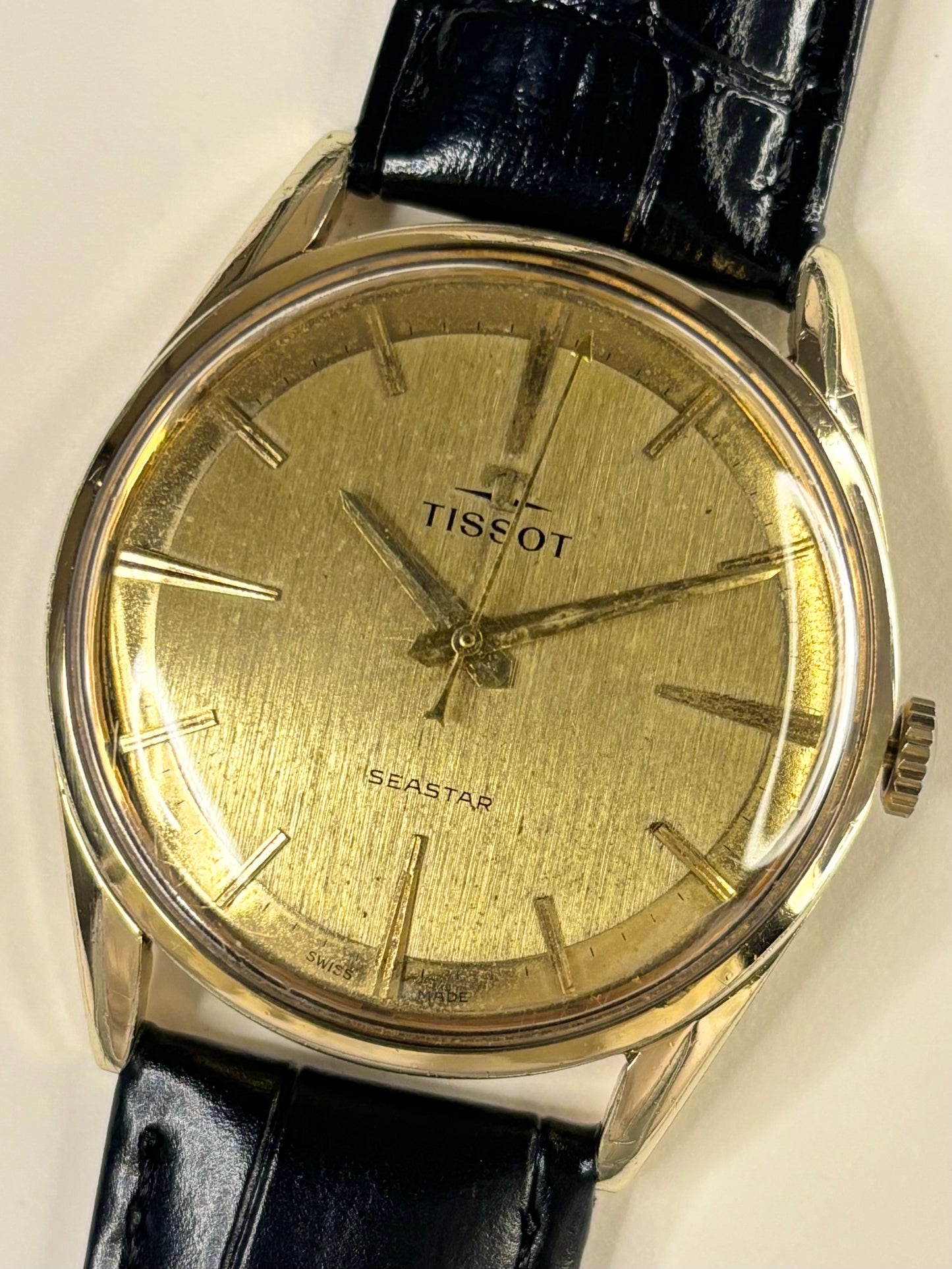 TISSOT Seastar Vintage 1960’s Men’s Manual Gold Dress Watch - 41501