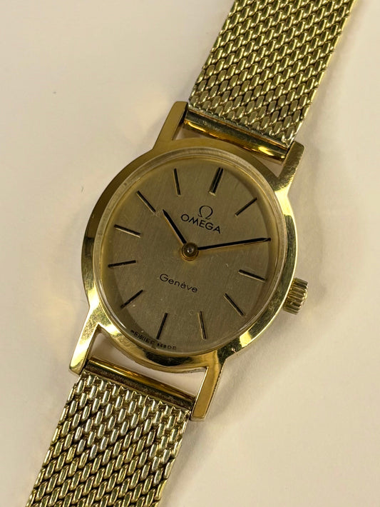 Vintage Omega Genève ladies Ref. 511.0411 gold plated timekeeper showcasing elegant 1970s Swiss design