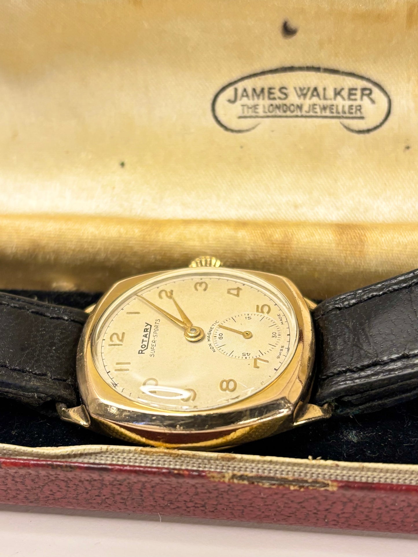 ROTARY Vintage 1940’s *BOXED* Men’s Manual Sub-Seconds Gold Cushion Dress Watch