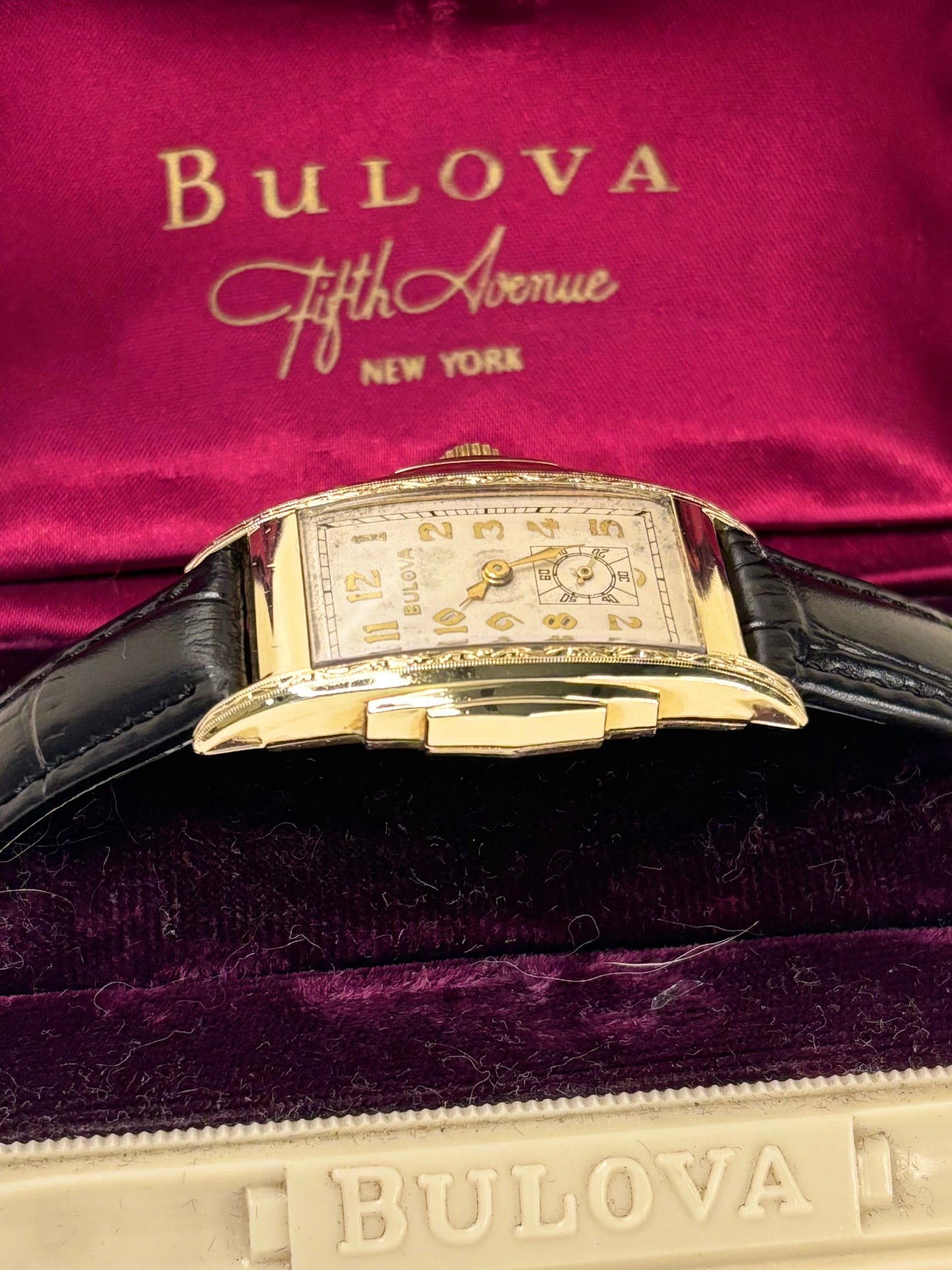 BULOVA 10K Rolled Gold Vintage 1950’s *BOXED* Men’s Manual Art Deco Antique Gold Tank Dress Watch