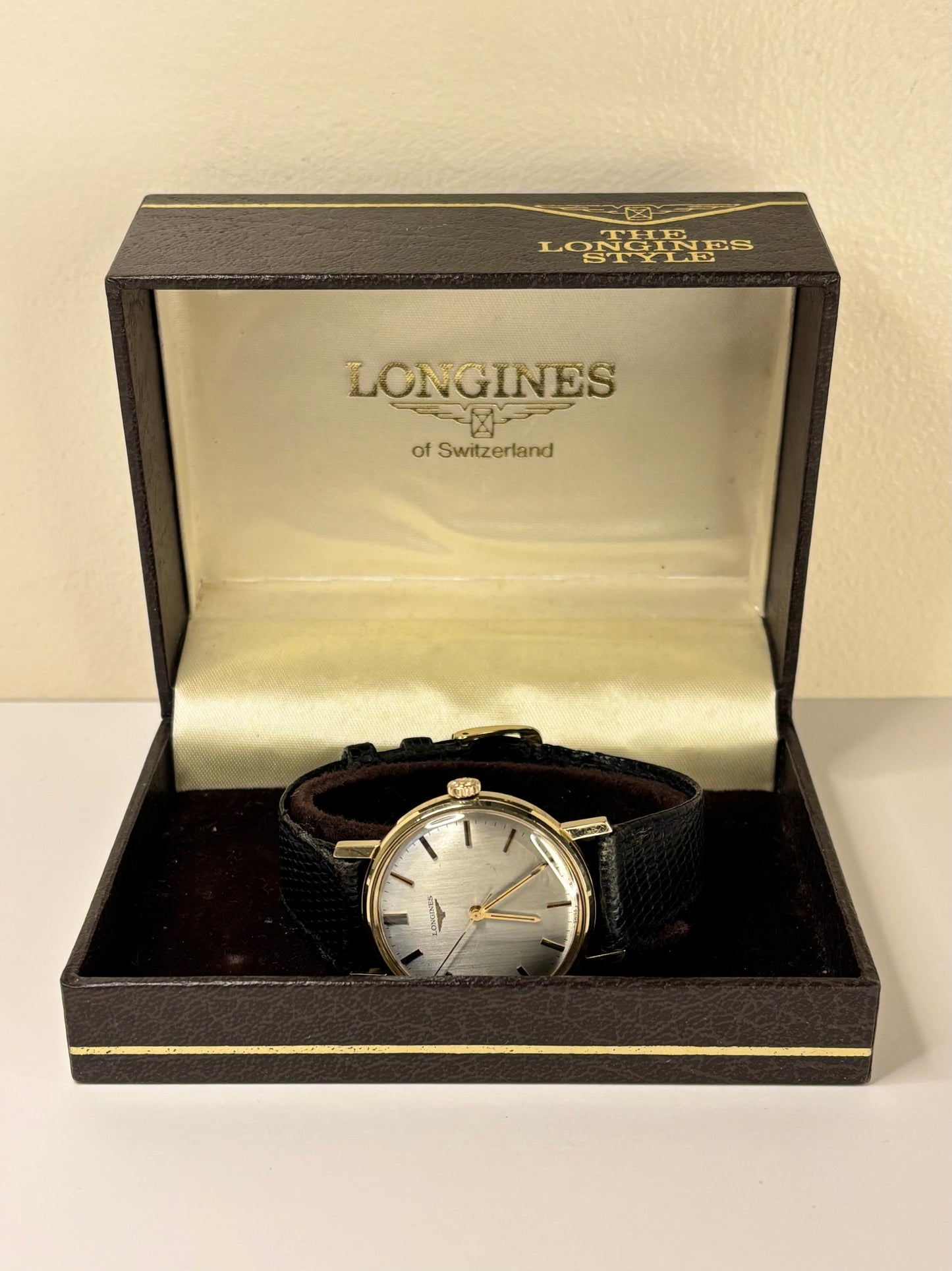 Longines 1977 vintage men’s timepiece superb condition with sales box
