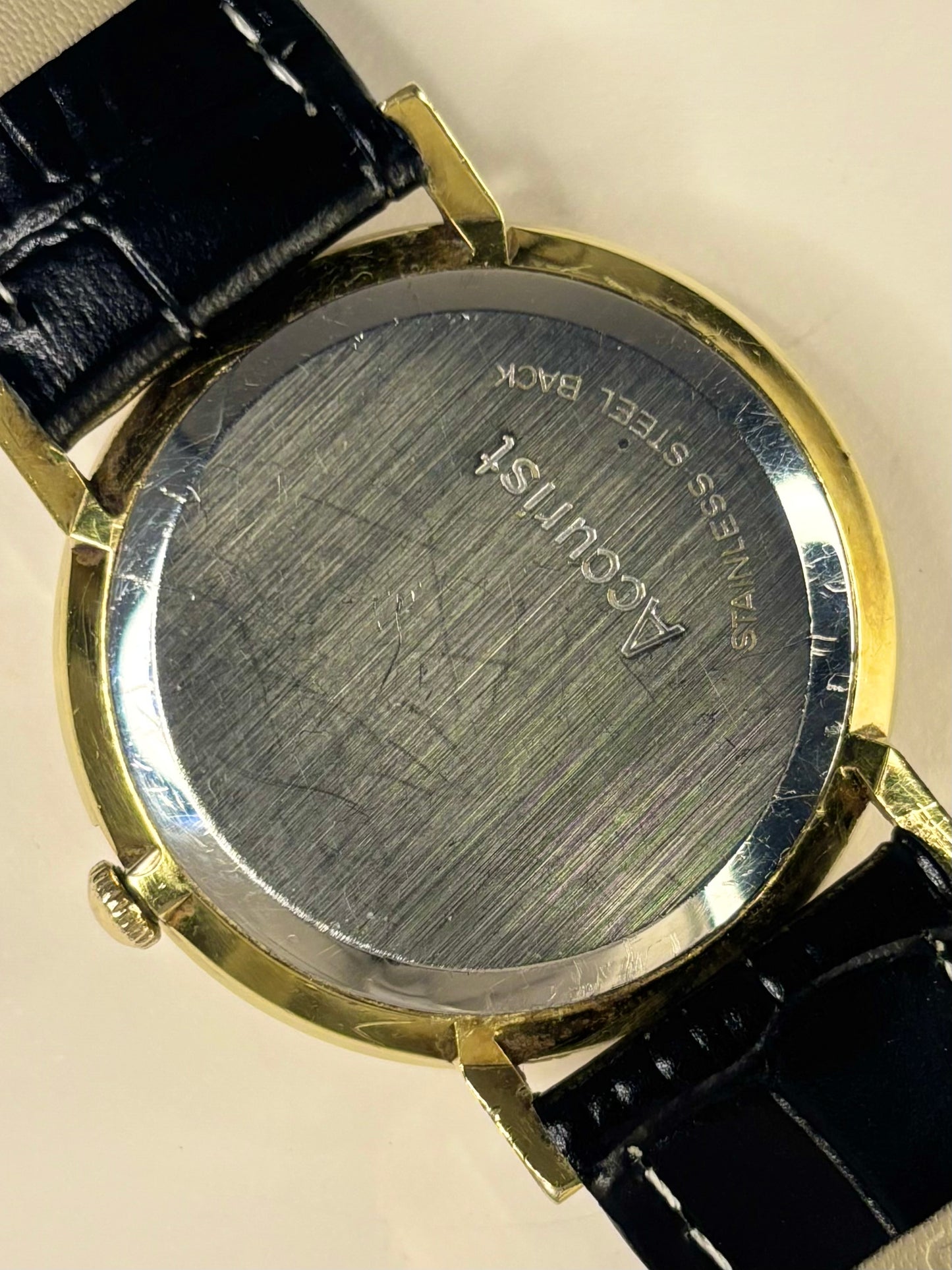 ACCURIST Vintage 1970’s Men’s Manual Date Gold Dress Watch