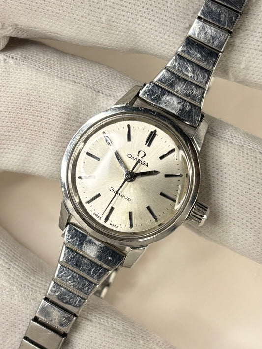 OMEGA Geneve Ladies Vintage 1970’s Manual Silver Dress Watch
