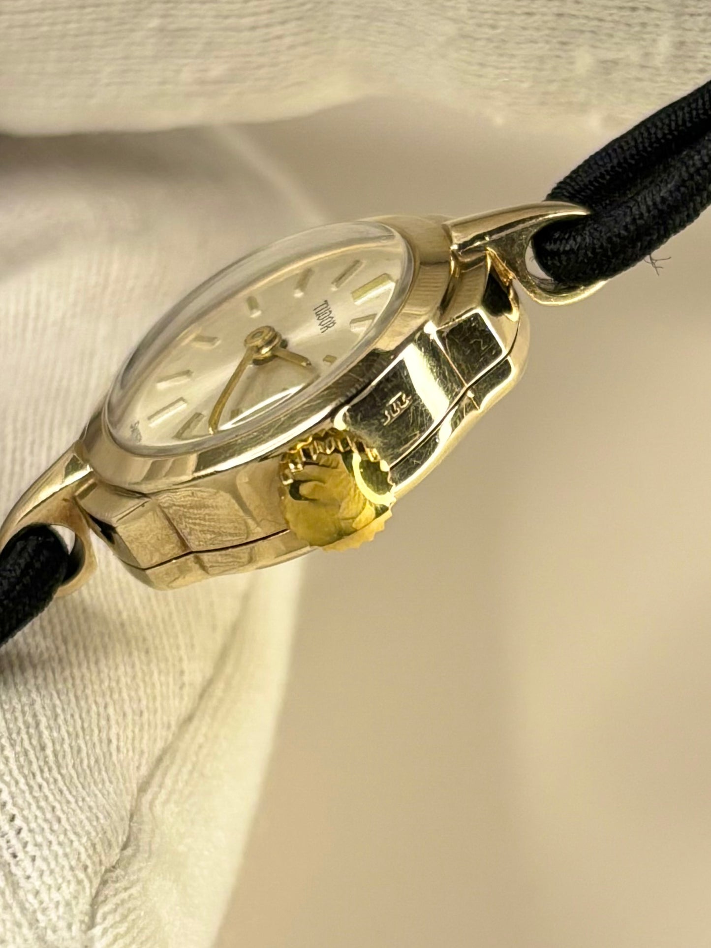 Tudor 9ct Gold Ladies Vintage 1950’s Manual Cocktail Watch