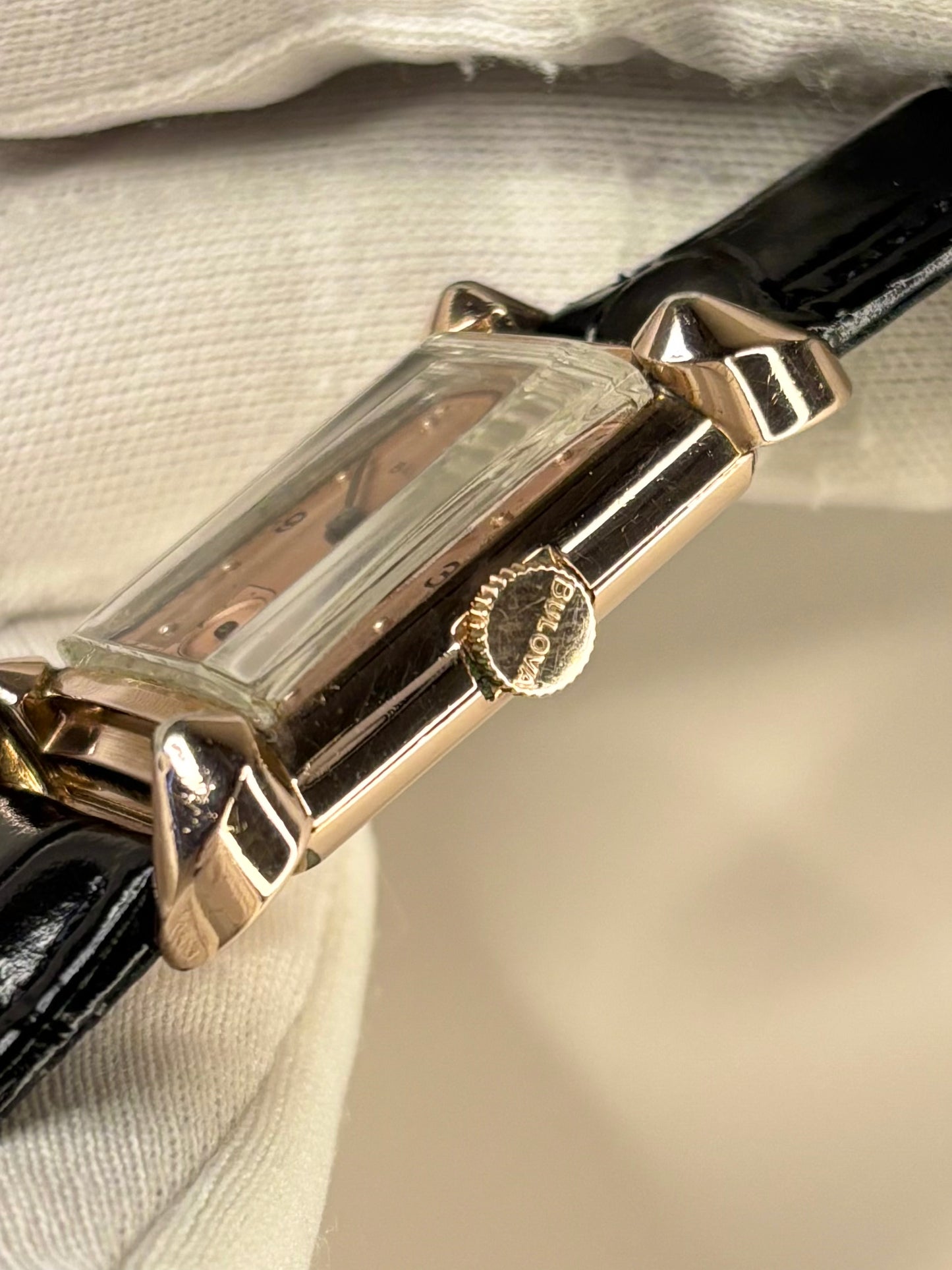 Bulova 14K Gold Filled *BOXED* Vintage 1950’s Men’s Manual Sub-Seconds Tank Watch - 7AK
