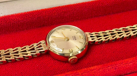 tudor ladies 1960s integrated bracelet