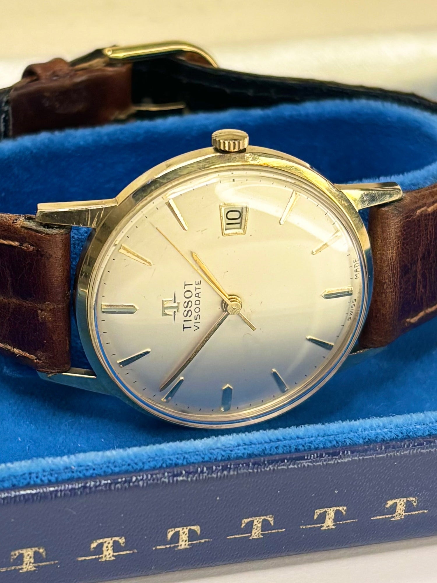 Vintage Tissot Visodate watch – c.1964 men's gold-plated manual dress watch with white dial, in good condition with minor age-appropriate marks, complete with original Tissot box