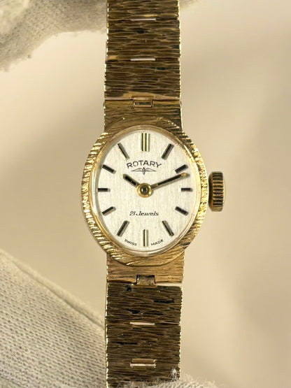 Vintage Rotary manual timepiece – c.1972 ladies' solid 9ct gold dress watch in great condition with only minor age-appropriate marks, weighing 15g, complete with original box.