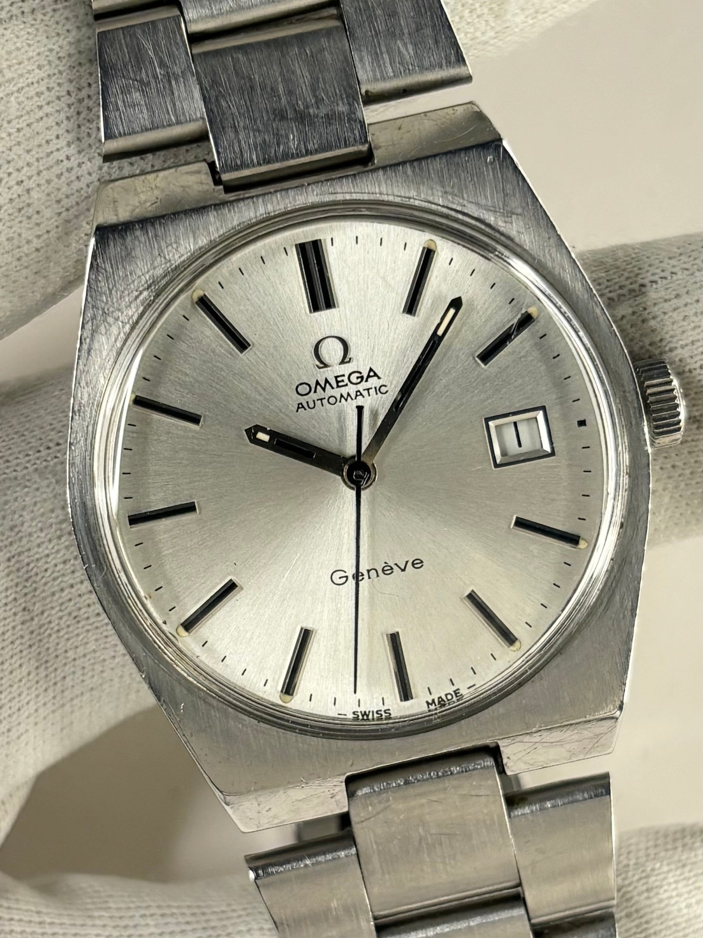 OMEGA Geneve Vintage 1970’s *+BOX&PAPERS* Automatic Men’s Date Silver Watch - 166.099