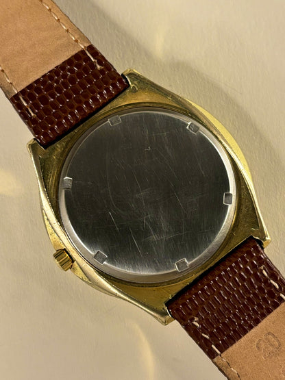Omega Chronometer Ref. 198.021 gold plated timekeeper caseback view with hallmark details