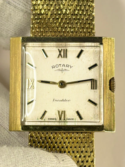 Refined Rotary Ref. 1967 gold plated men’s 1967 vintage dress timekeeper with minimalist Swiss styling