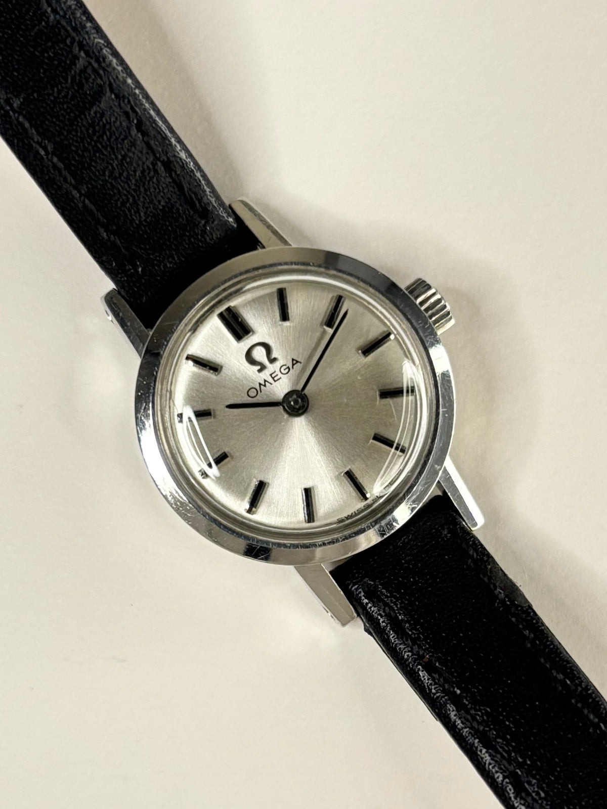 OMEGA Ladies Vintage 1960’s Manual Silver Dress Watch