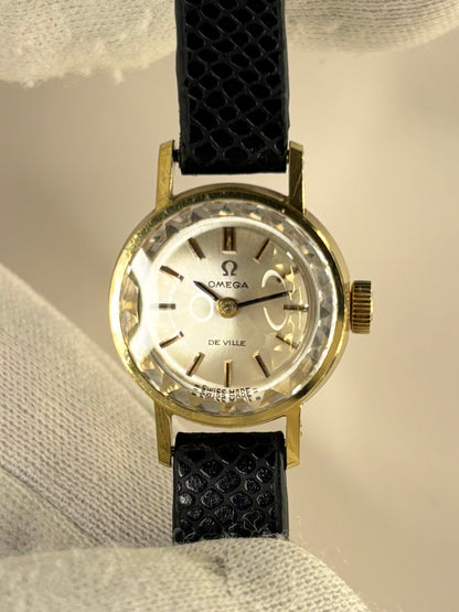 1967 Omega ladies’ 18ct solid gold manual watch elegant vintage design