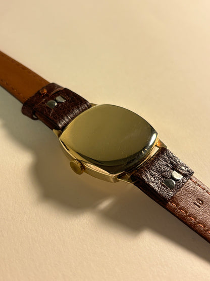 Avia 9ct Solid Gold Manual Watch