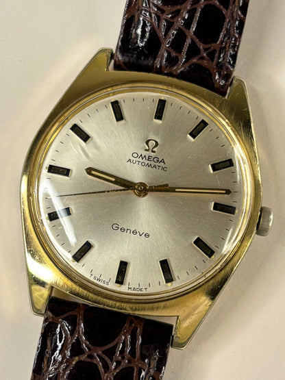 Vintage Omega Genève 1967 gold plated men’s dress timekeeper showcasing elegant Swiss design