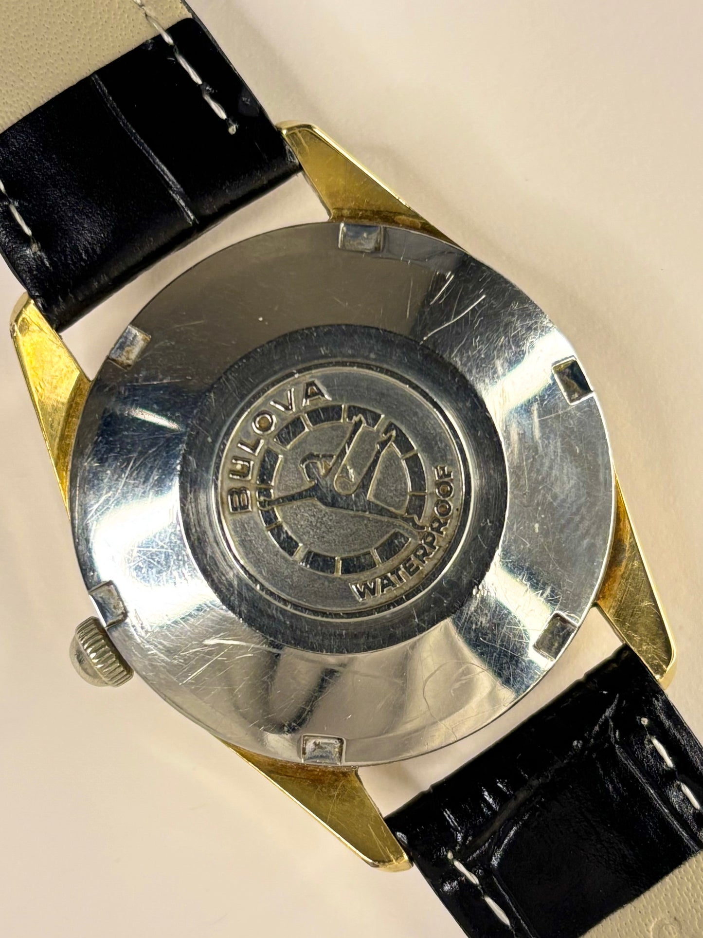 BULOVA *RARE* Vintage 1970’s Men’s Automatic Gold Dress Watch