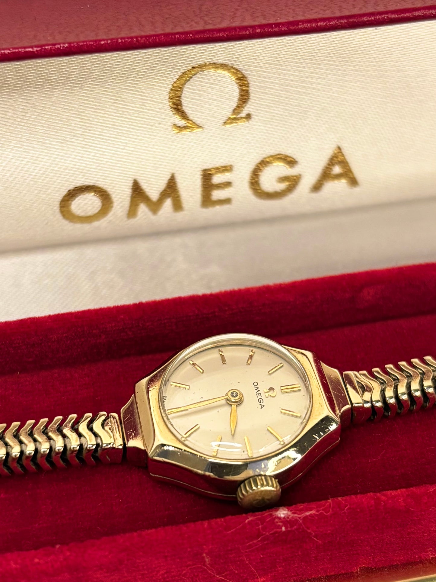 OMEGA Ladies 9ct Gold Vintage *+BOX* 1950’s Manual Cocktail Watch - 77757