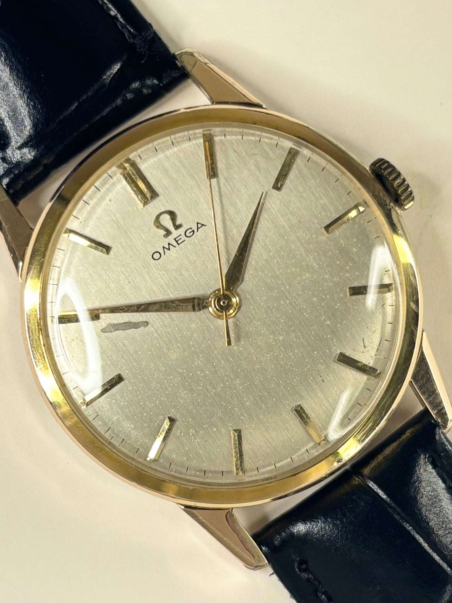 OMEGA Vintage 1960’s Men’s Manual Gold Dress Watch