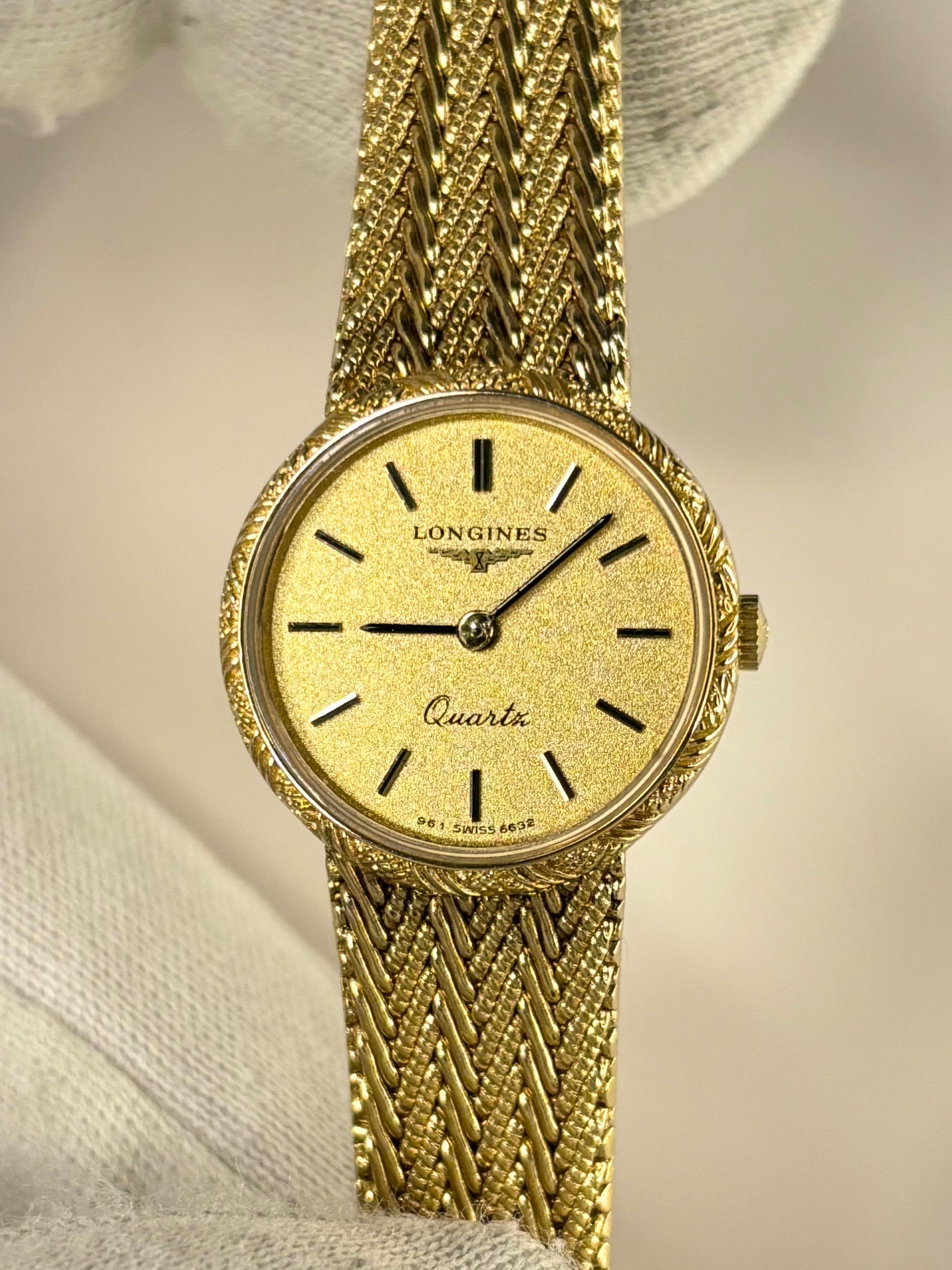 1989 Longines vintage ladies watch ref. 6632, calibre L961.2 quartz movement, gold-plated case