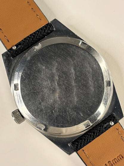 OMEGA Geneve Vintage 1970’s Men’s Manual Date Silver Dress Watch - 136.0049