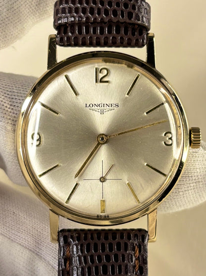 Authentic 1974 Longines vintage timekeeper superb condition solid gold