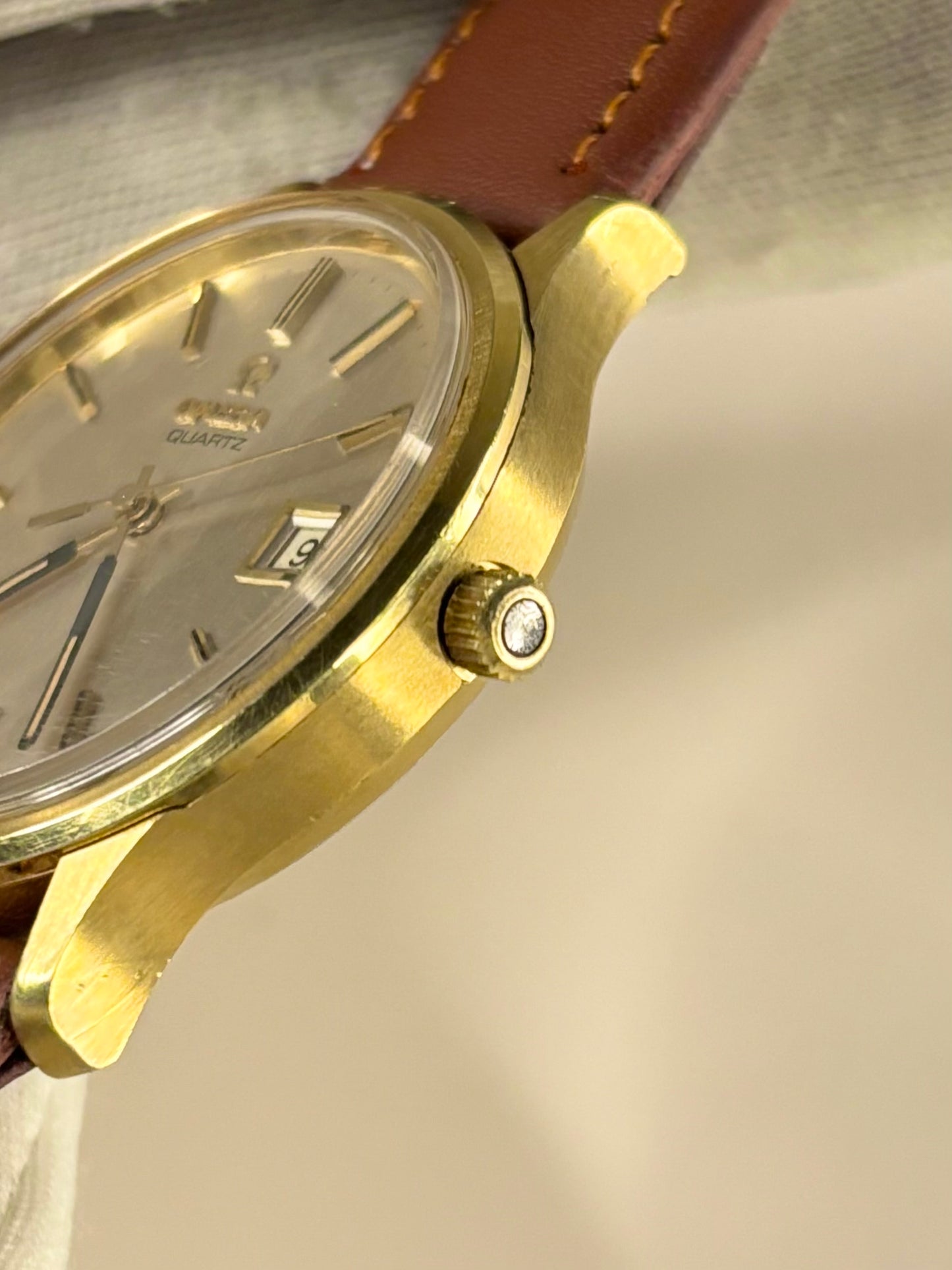 OMEGA Vintage 1970’s Men’s Date Gold Dress Watch - 196.0071